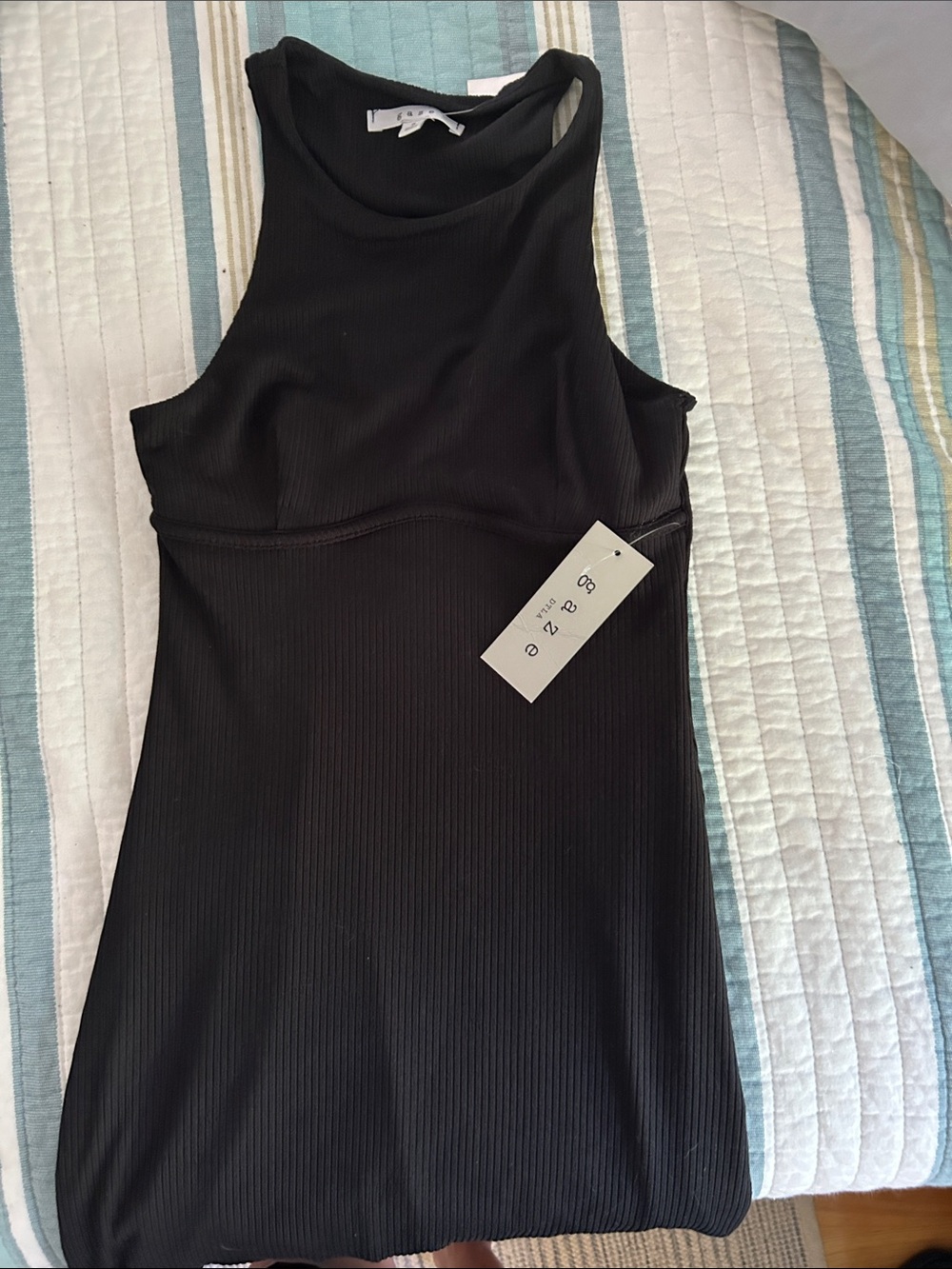 gaze Black Ribbed High-Neck Tank